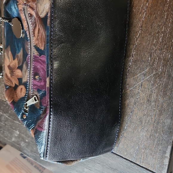 Patricia nash 10th year anniversary handbag. Blues, purples, tans.